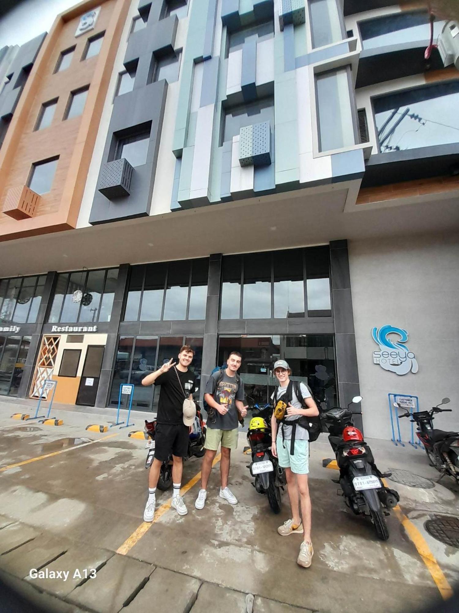 Seeya Hotel Tubigon Екстериор снимка